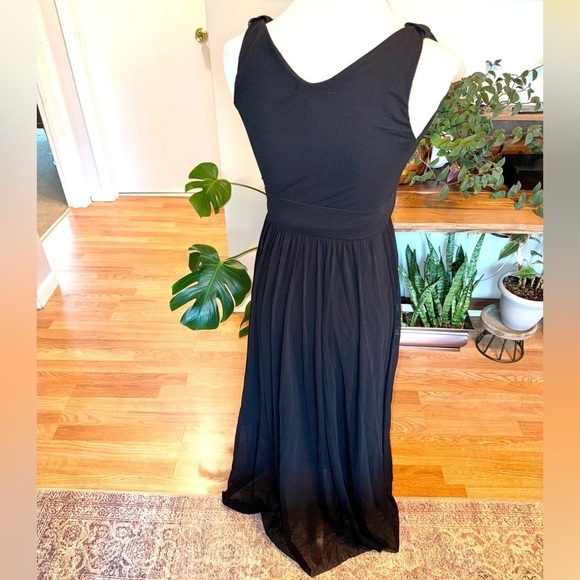 FUZZI Black Sleeveless Dress - Picture 6 of 8